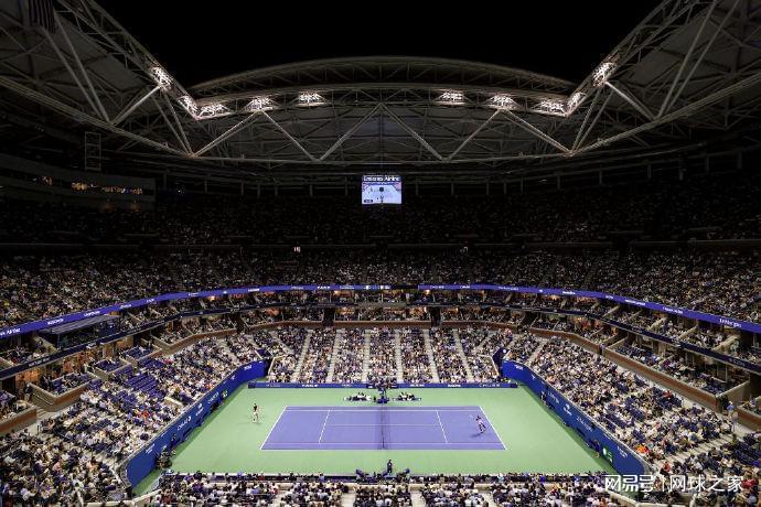 九游体育官网-小商伤了右脚伤左脚，凯斯遭爆冷，大威只刷纪录，二名将同退役