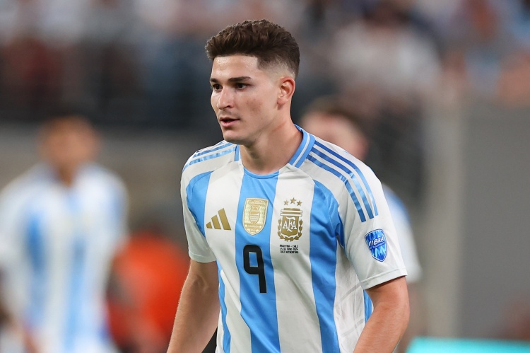 九游体育官网-小蜘蛛自述助攻决策：原欲自行攻门，见梅西到位果断传球