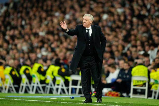 九游体育-安切洛蒂承认布阵失误：球迷嘘得对